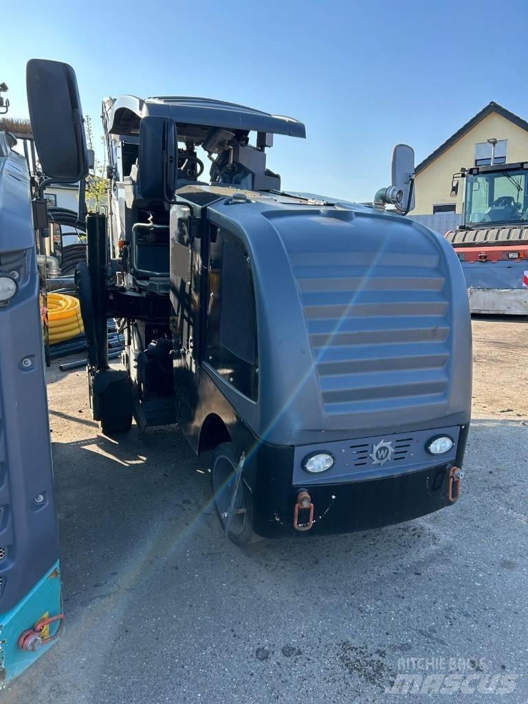 Wirtgen W 50 DC Asphaltfräsen