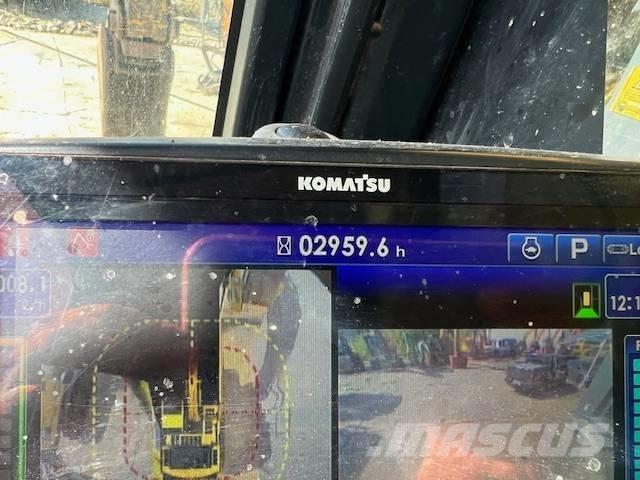 Komatsu PC 210 LC-11 Raupenbagger