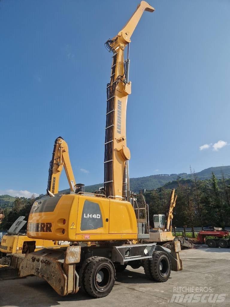 Liebherr LH40M Materialumschlag