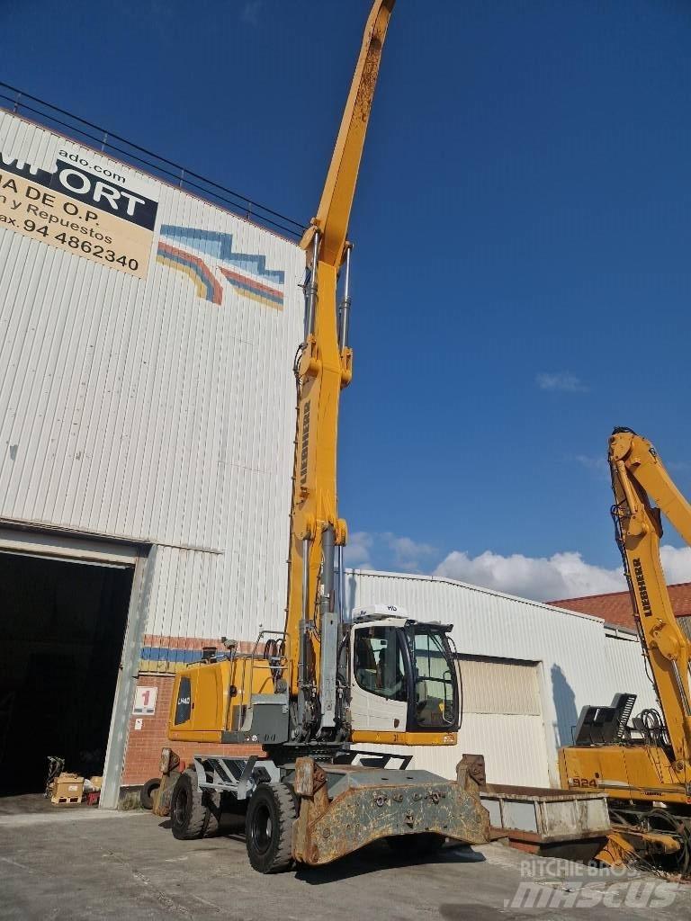 Liebherr LH40M Materialumschlag