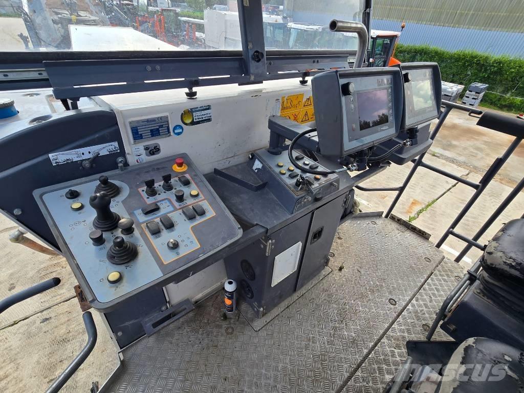 Wirtgen W220 Asphaltfräsen