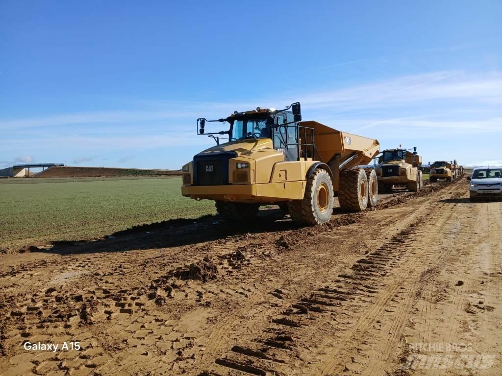 CAT 745 Dumper - Knickgelenk