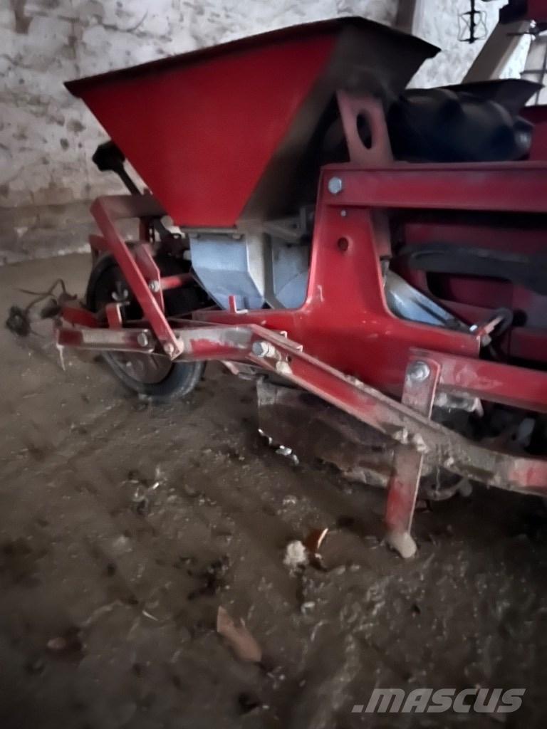 Becker 12 R Präzisionssaatmaschinen