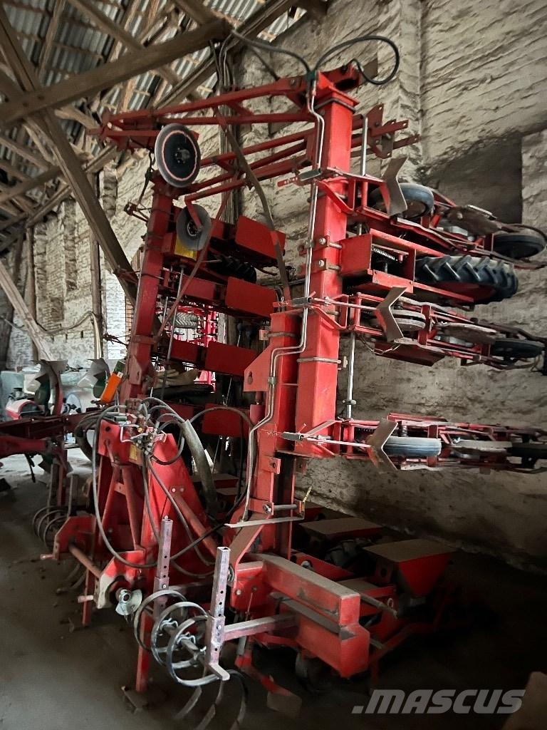 Becker 12 R Präzisionssaatmaschinen
