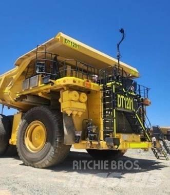 Komatsu 830 E-5 Dumper - Knickgelenk