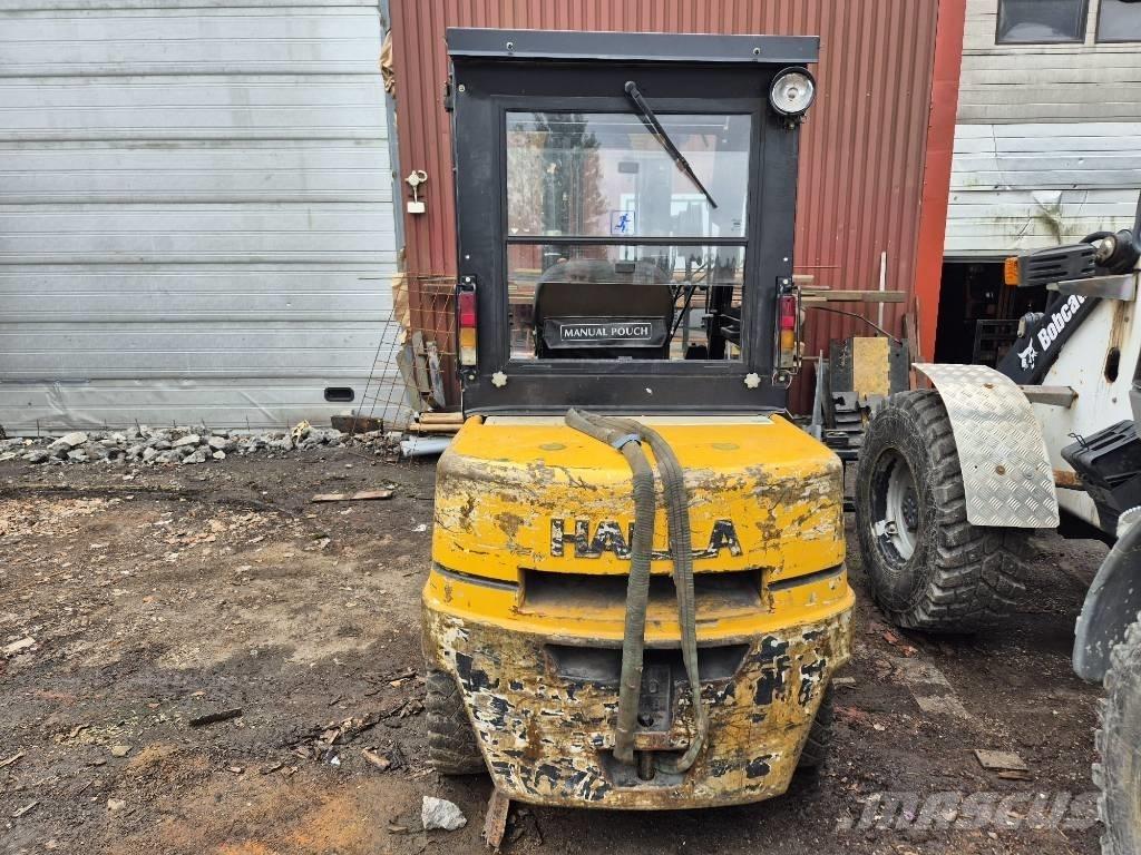Halla HDF 30 Dieselstapler