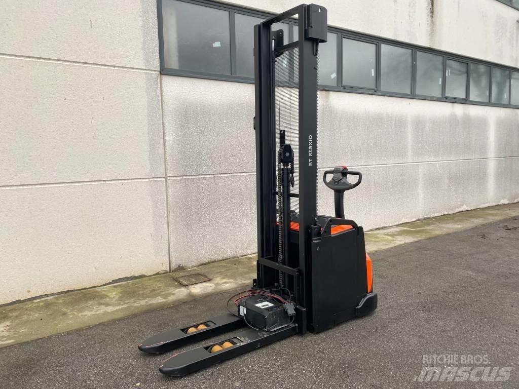 Toyota SWE160 Deichselstapler