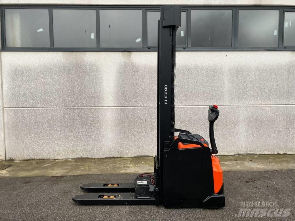 Toyota SWE160 Deichselstapler