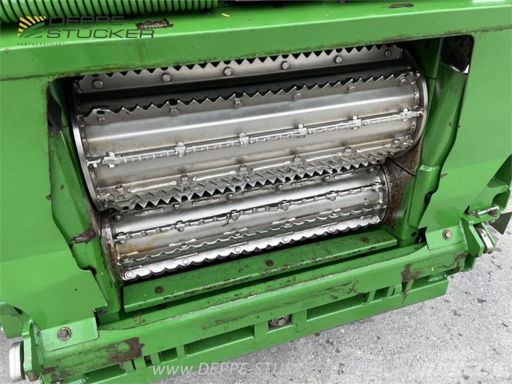 John Deere 9700i Feldhäcksler