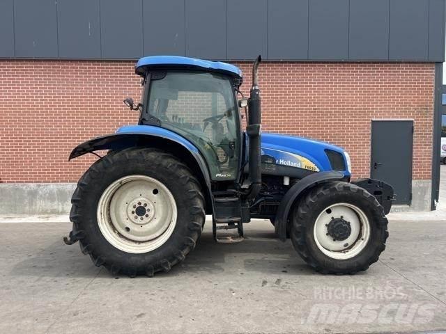 New Holland T6030 Traktoren
