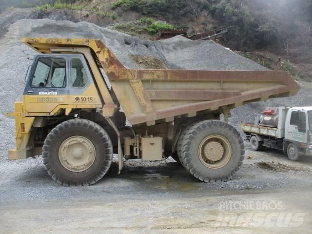 Komatsu HD325-6E0 Raupendumper