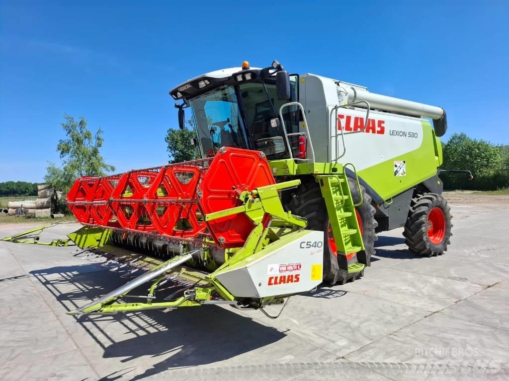 CLAAS Lexion 530 Mähdrescher
