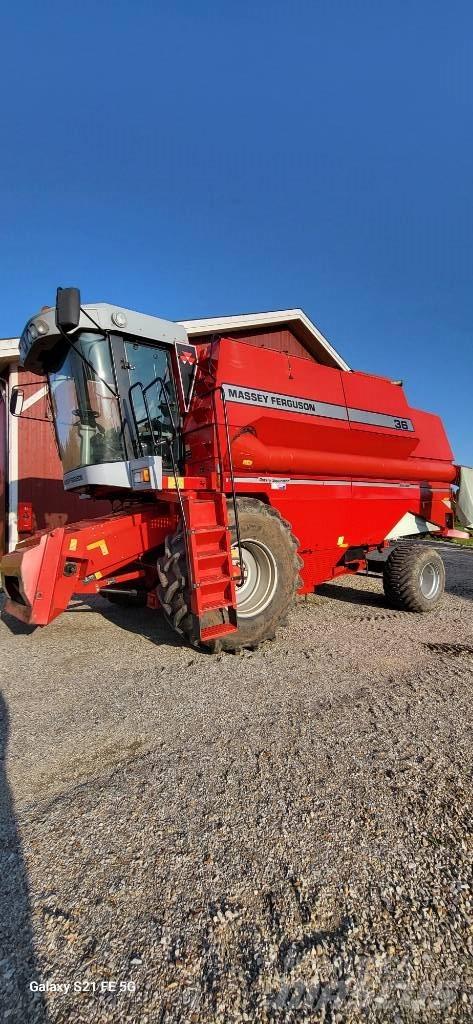 Massey Ferguson 36 Mähdrescher