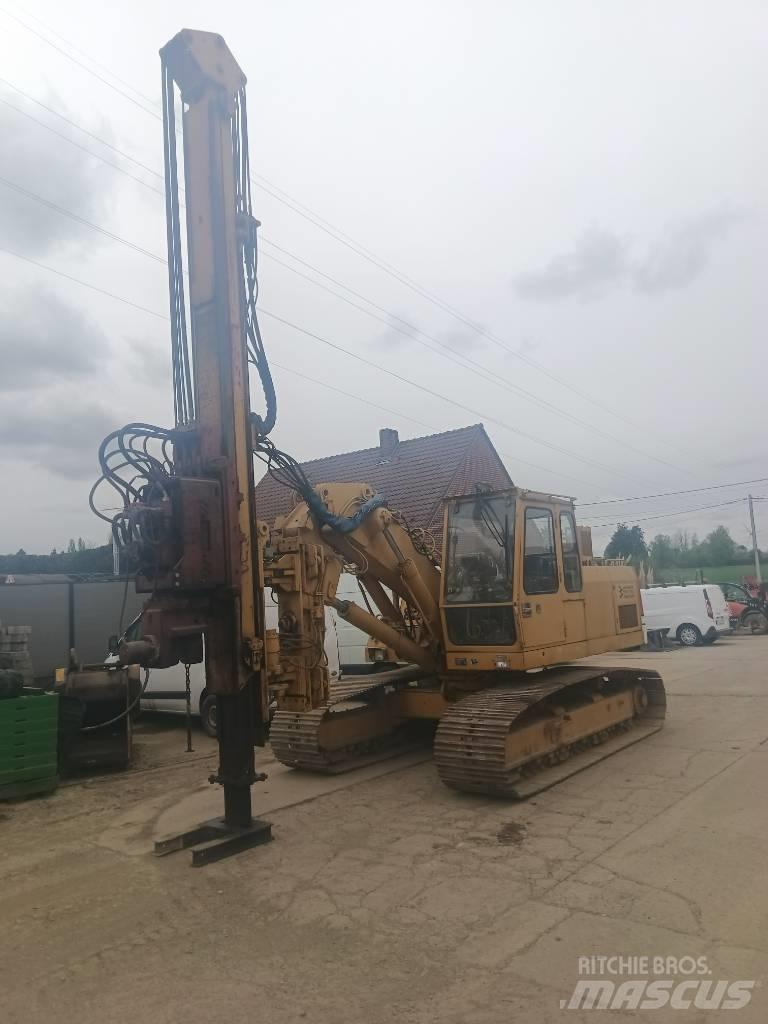 Liebherr R 922 L Raupenbagger