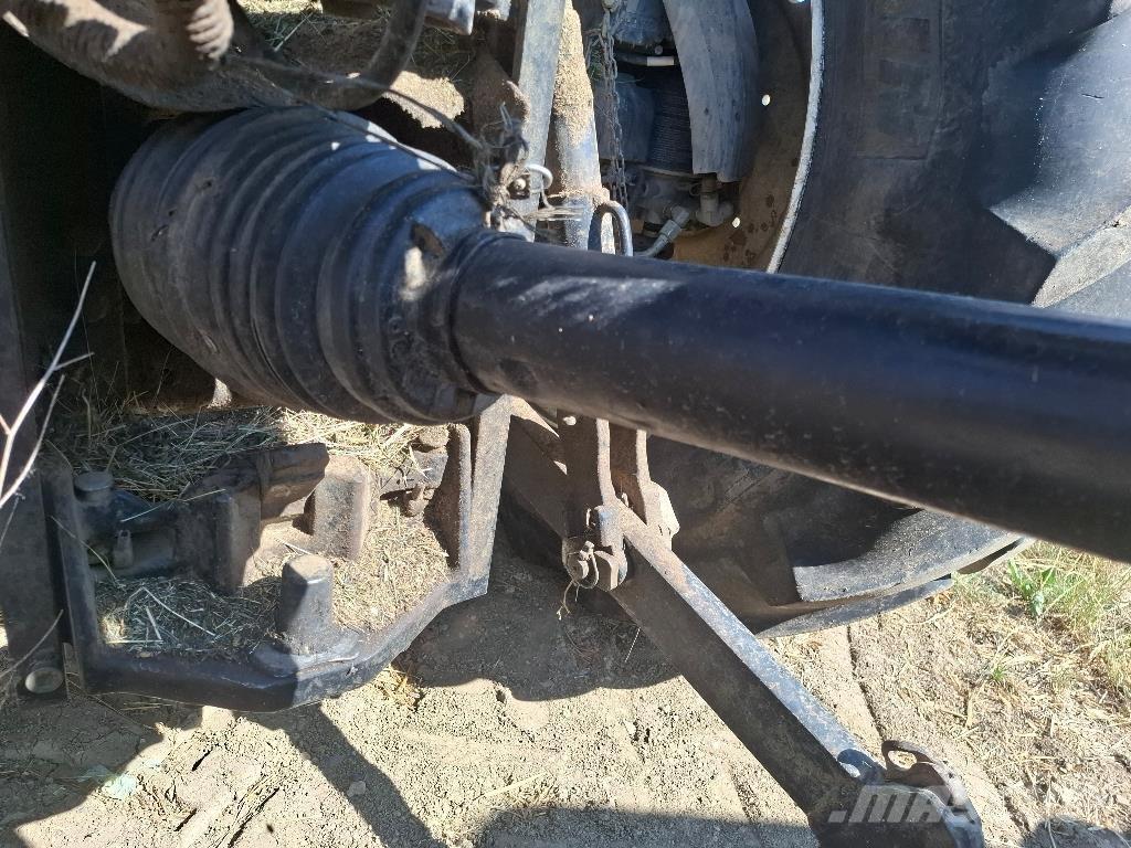 John Deere V461M Rundballenpressen