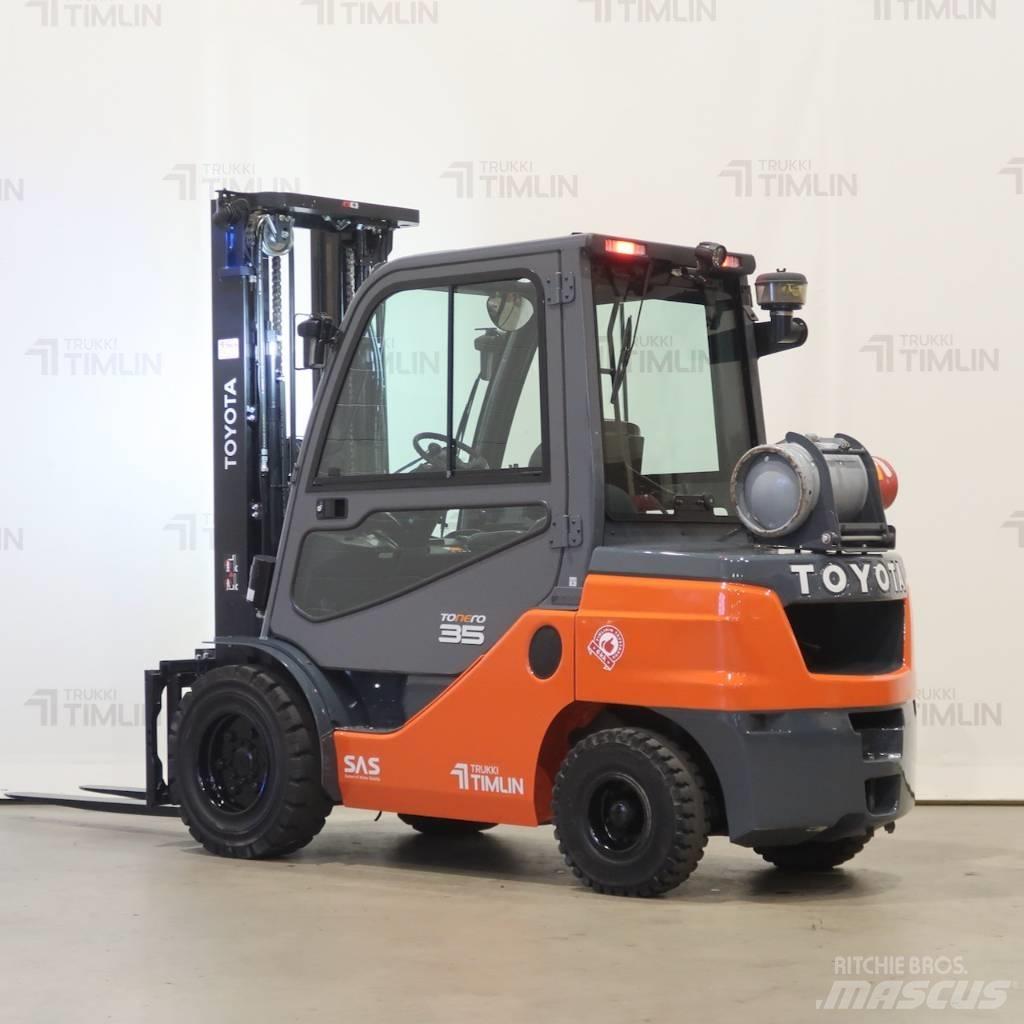 Toyota 02-8FGJF35 Gasstapler