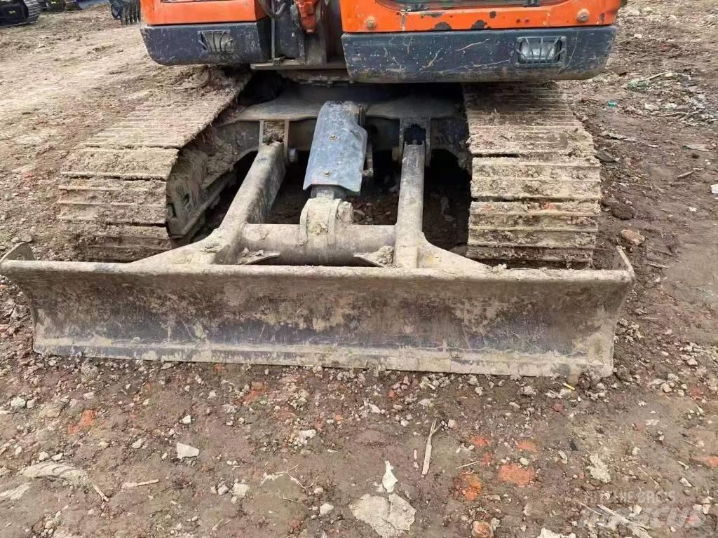 Doosan DX 75 Raupenbagger