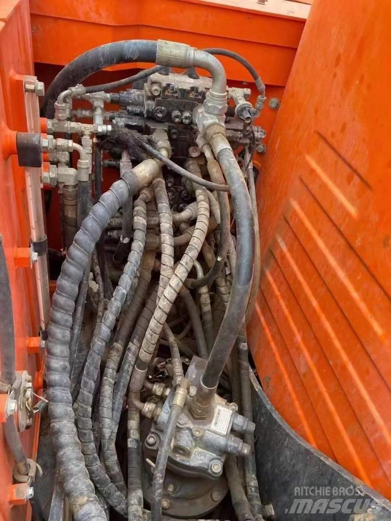 Doosan DX 75 Raupenbagger