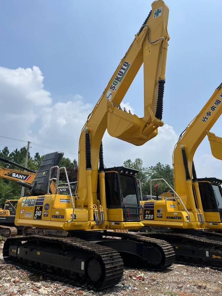 Komatsu PC 240-8 Raupenbagger