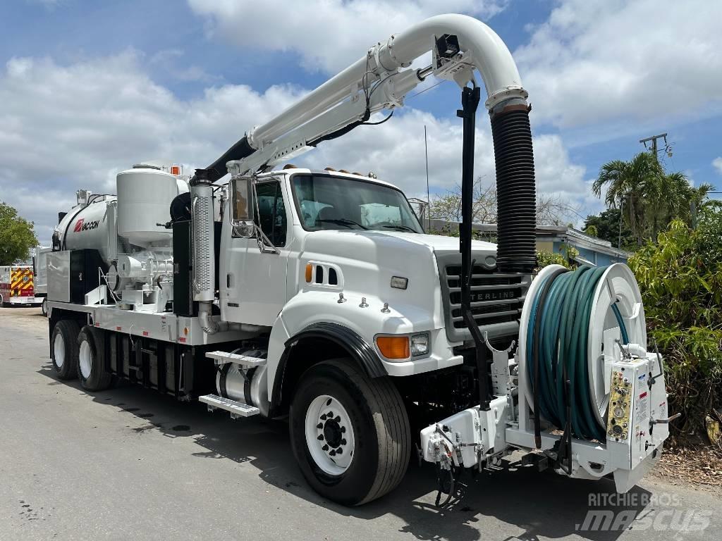 Sterling L 8500 Saug- und Druckwagen