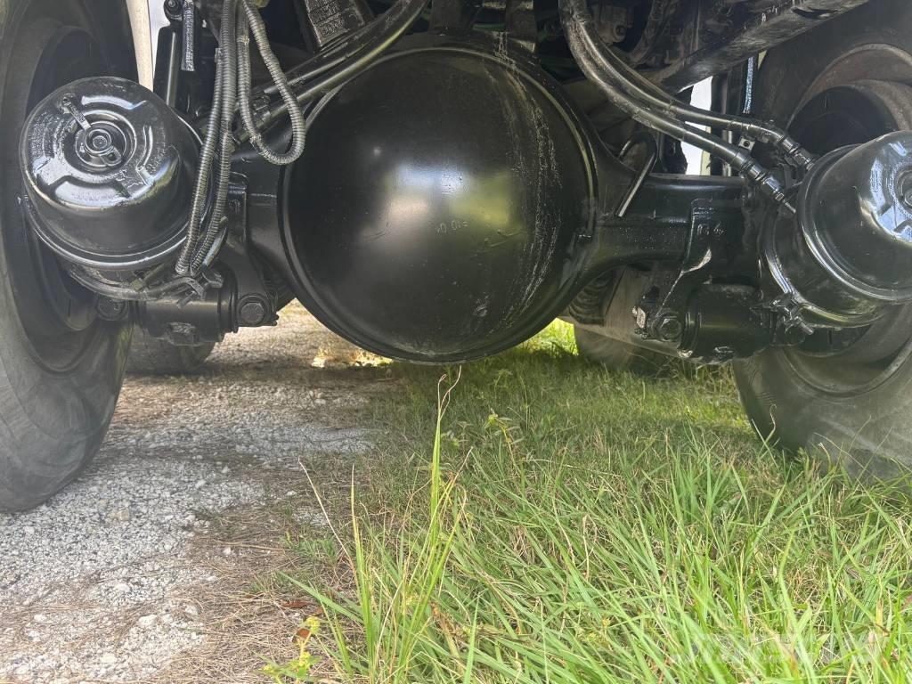 Freightliner M2 Saug- und Druckwagen