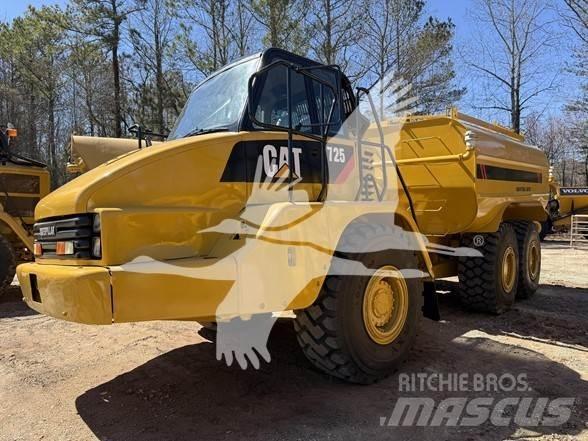 CAT 725 Wassertanker