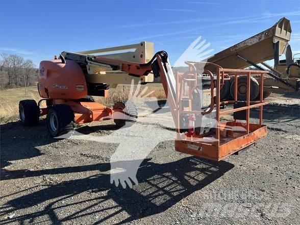 JLG 450AJ Gelenkteleskoparbeitsbühnen