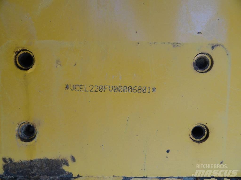 Volvo L 220 F Radlader