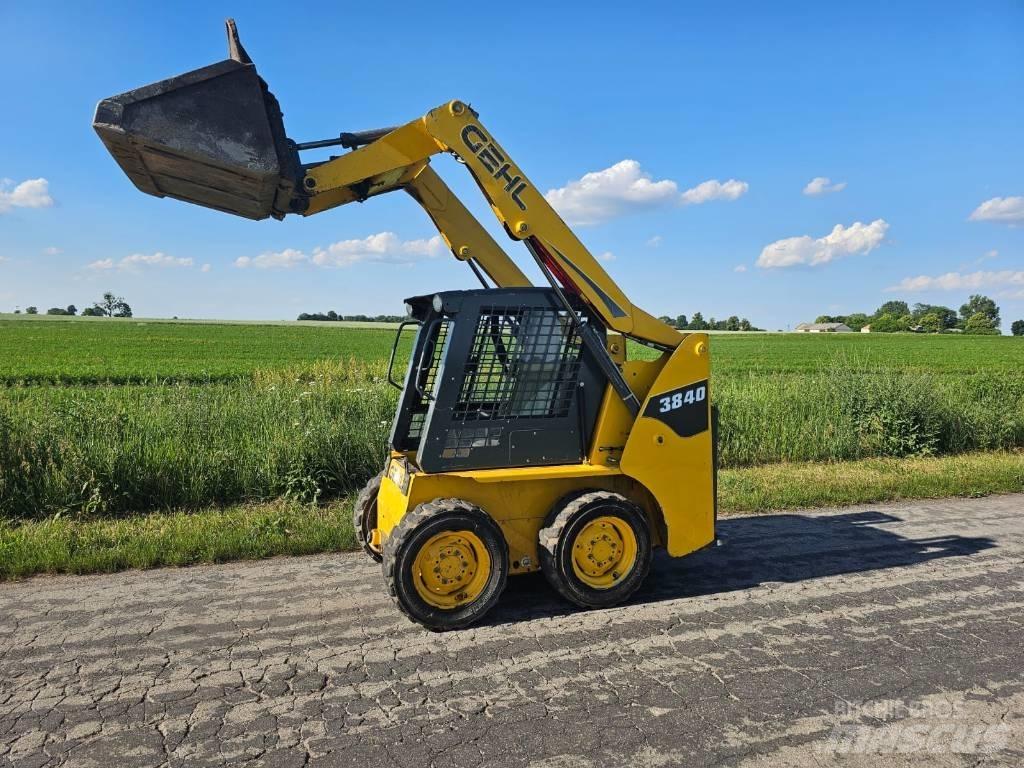 Gehl 3840 2015r Minilader