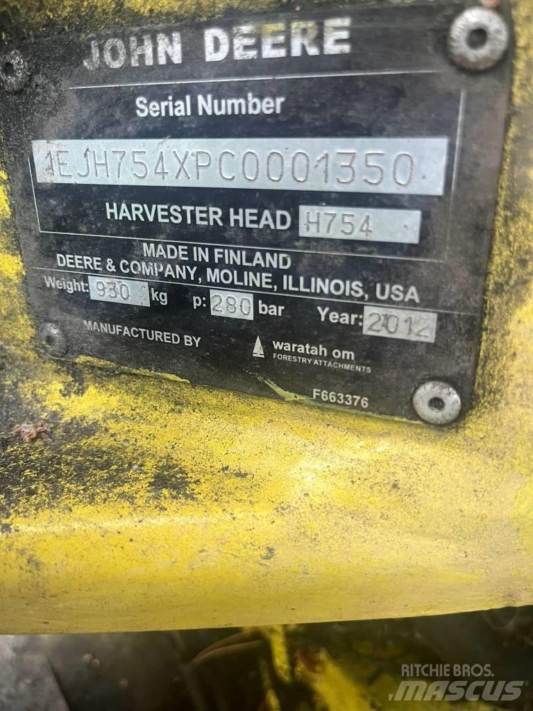 John Deere 1170 E Harvester