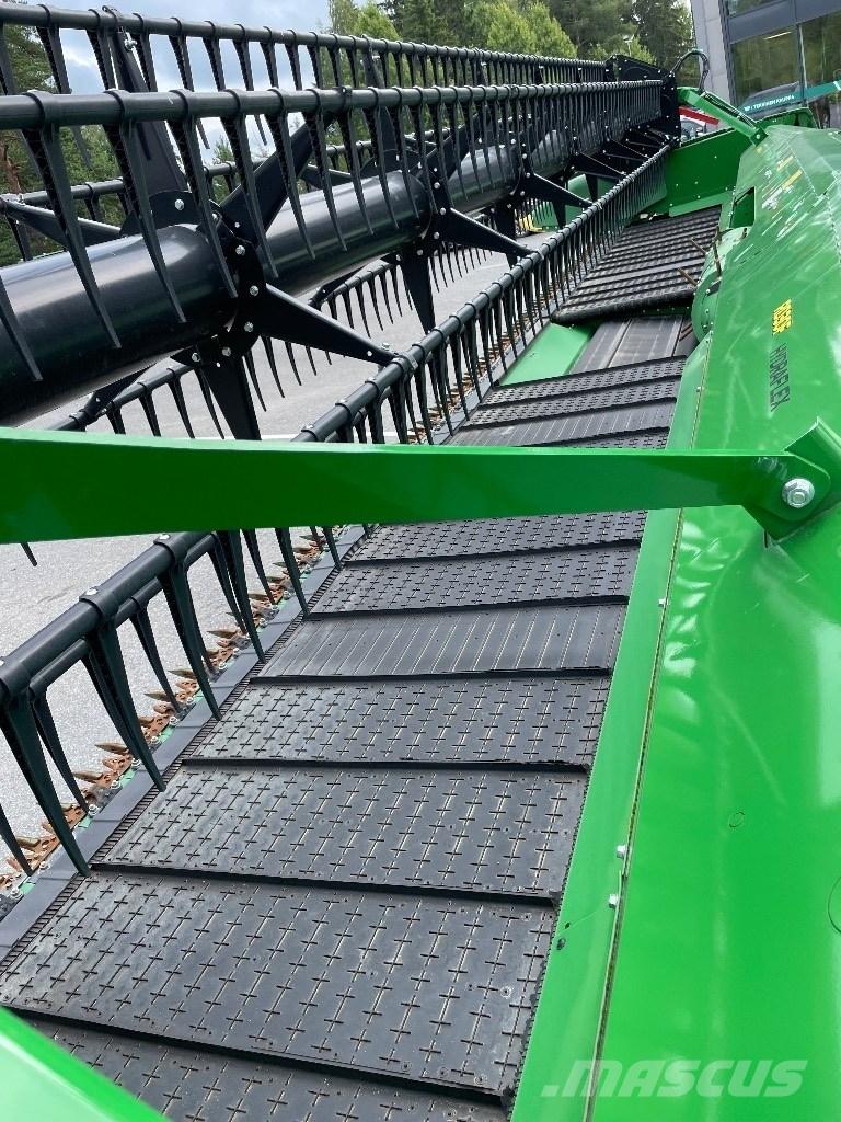 John Deere S 780 Mähdrescher