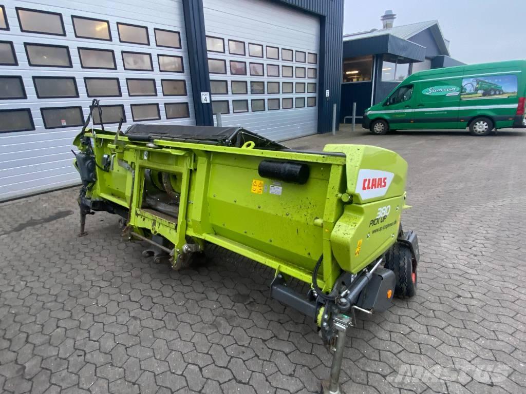 CLAAS Pick Up 380 Selbstfahrende Häcksler