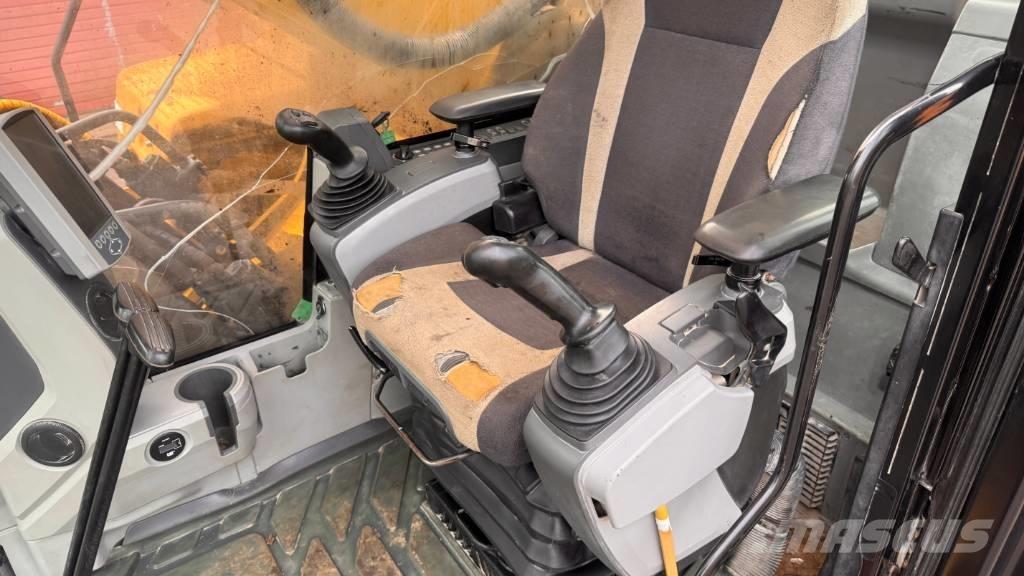 CAT 352 F Raupenbagger