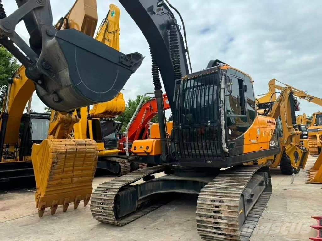 Hyundai R220LC-9S Raupenbagger