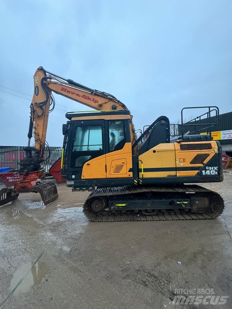 Hyundai HX140L Raupenbagger