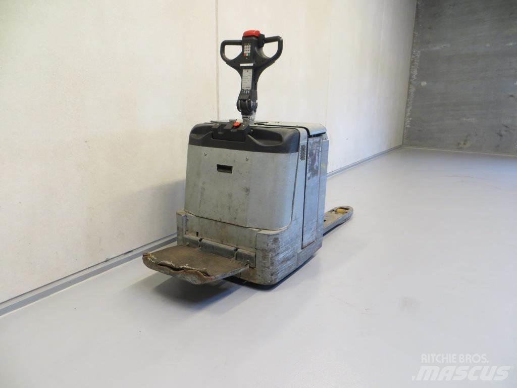 BT LPE240/8 Gabelstapler mit Fahrerstand