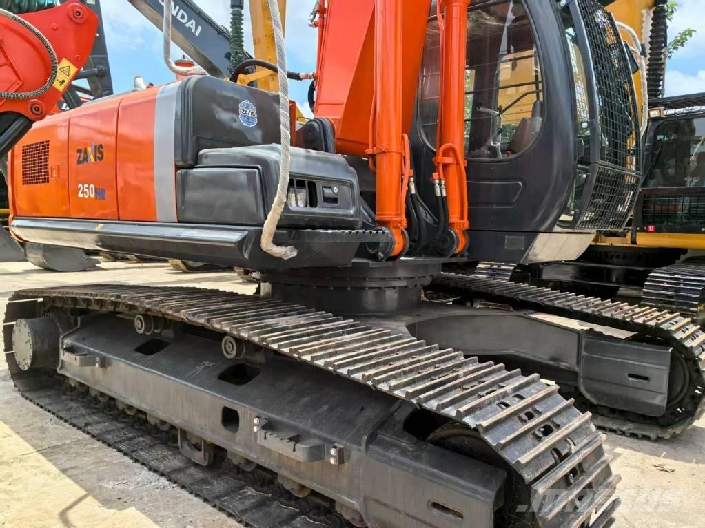 Hitachi ZX 250-3 G Midibagger  7t - 12t
