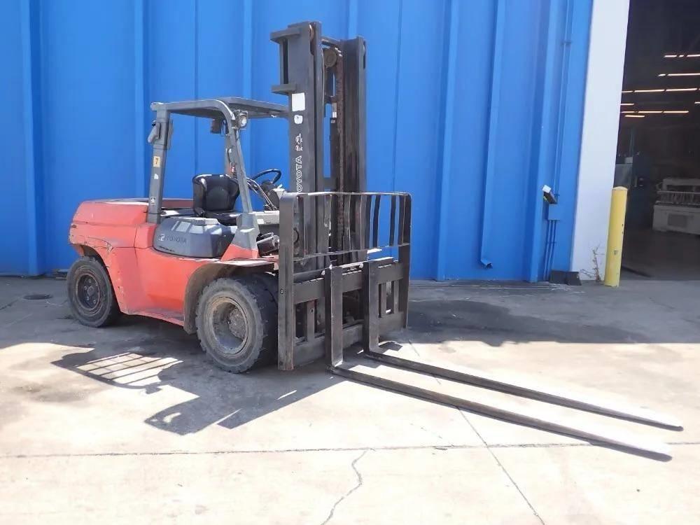 Toyota 8FD70U Andere Gabelstapler