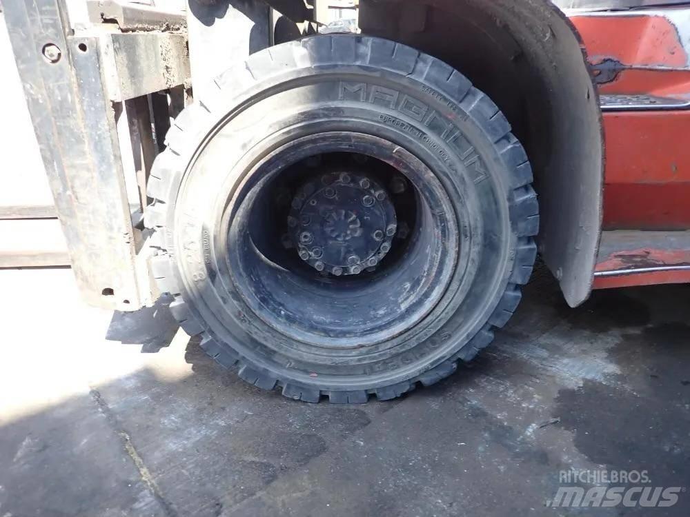 Toyota 8FD70U Andere Gabelstapler