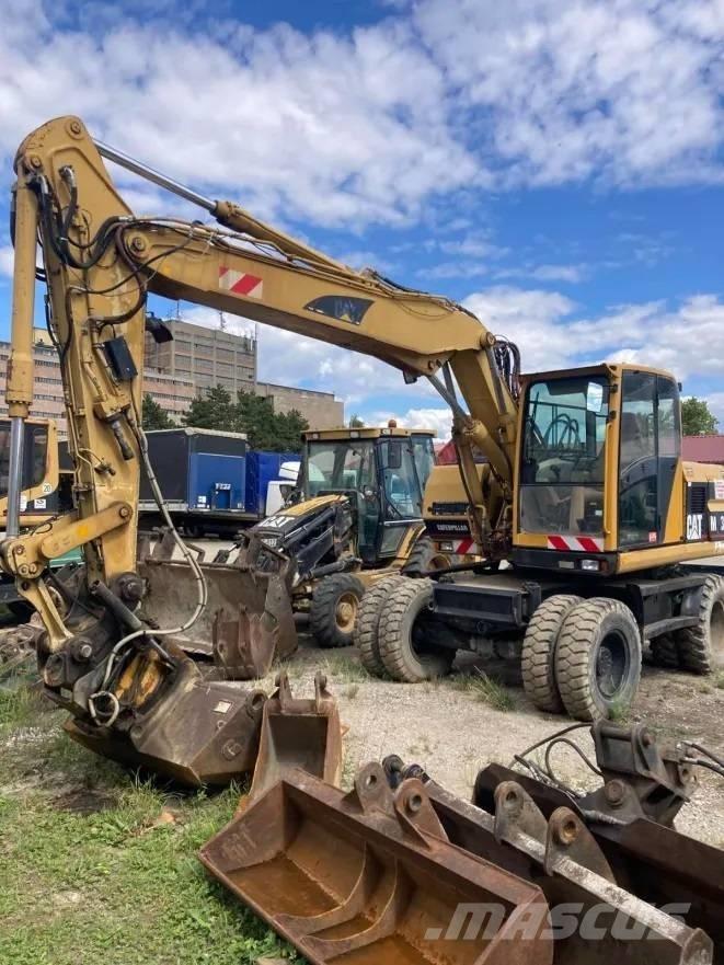 CAT M 312 Mobilbagger