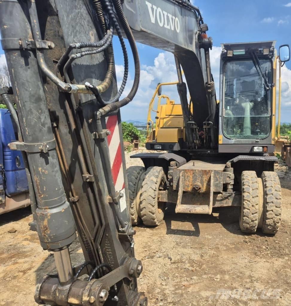Volvo EW 145 Mobilbagger