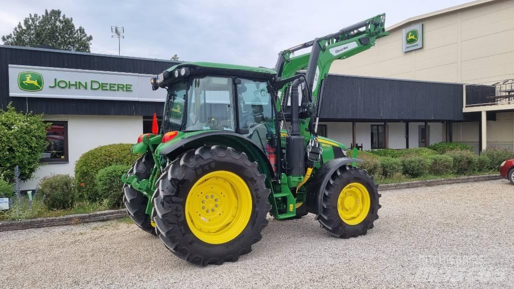 John Deere 5100M Traktoren