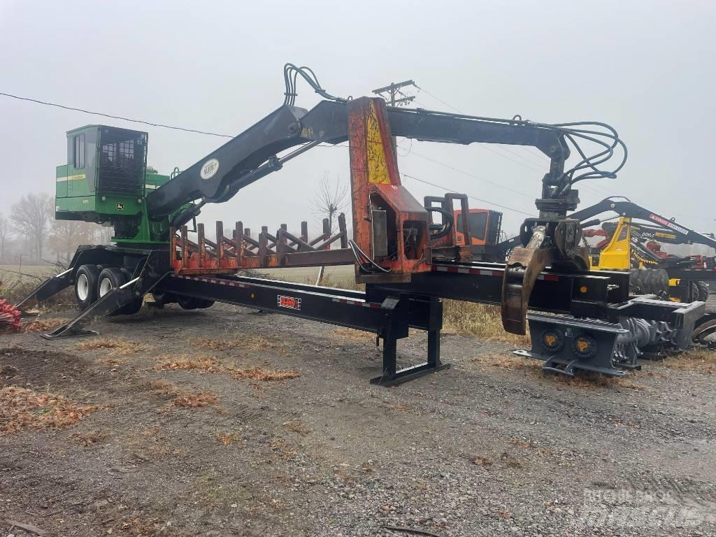 John Deere 437 D Gelenkausleger Lader