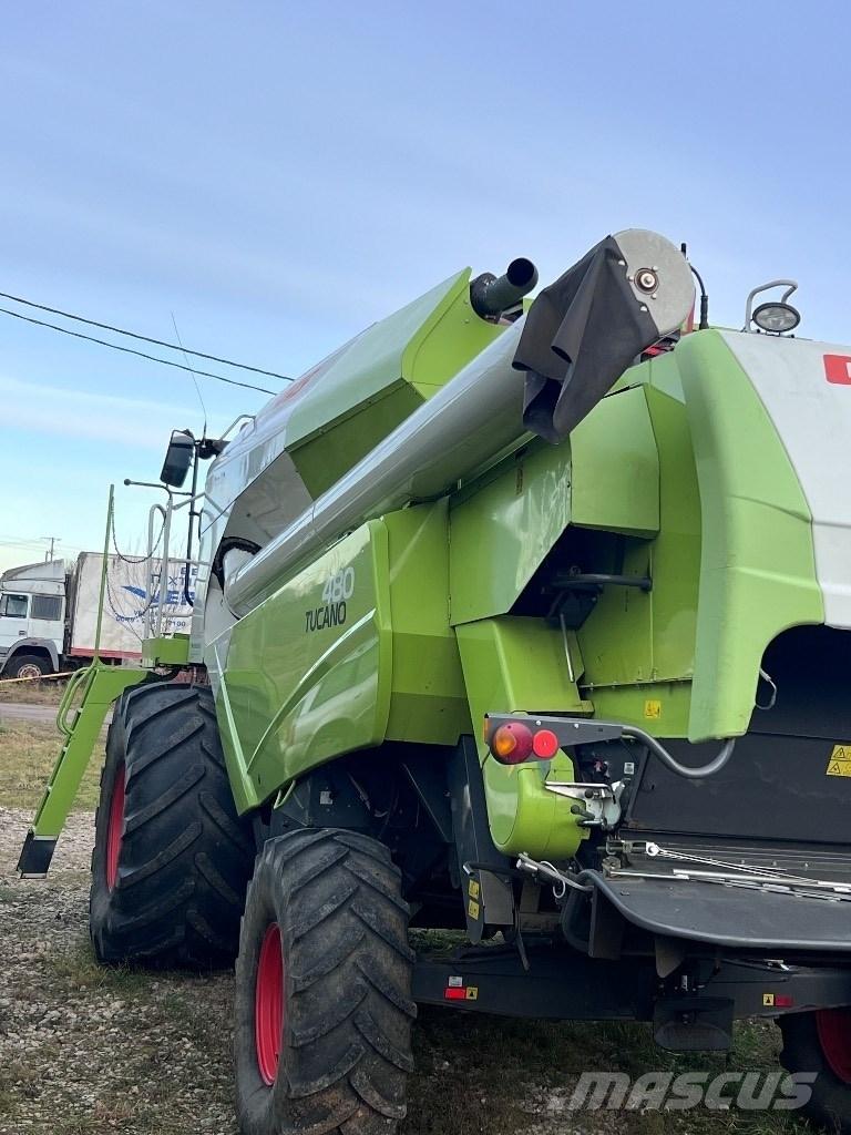 CLAAS Tucano 480 Mähdrescher