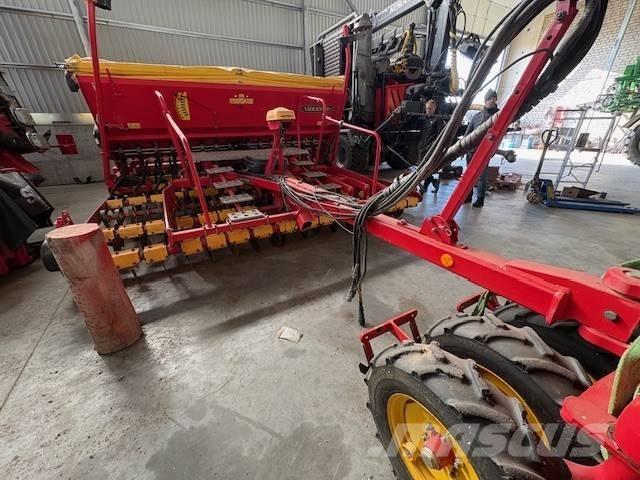 Väderstad Rapid400C Drillmaschinen