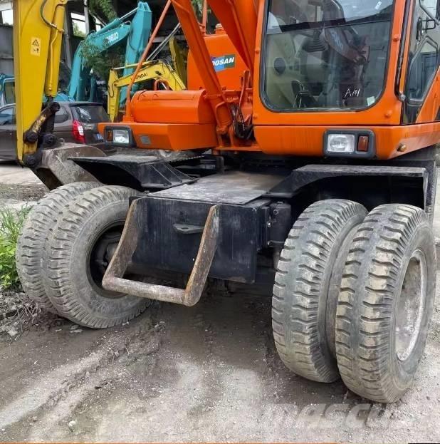 Doosan DH150W-7 Mobilbagger