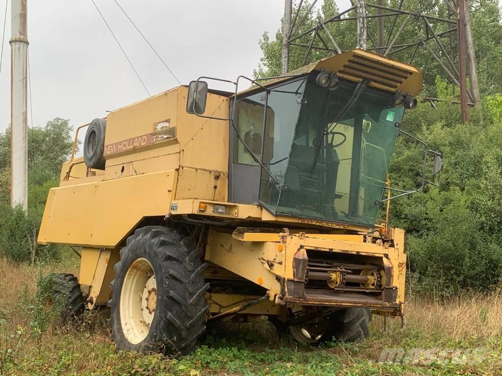 New Holland TX 32 Mähdrescher