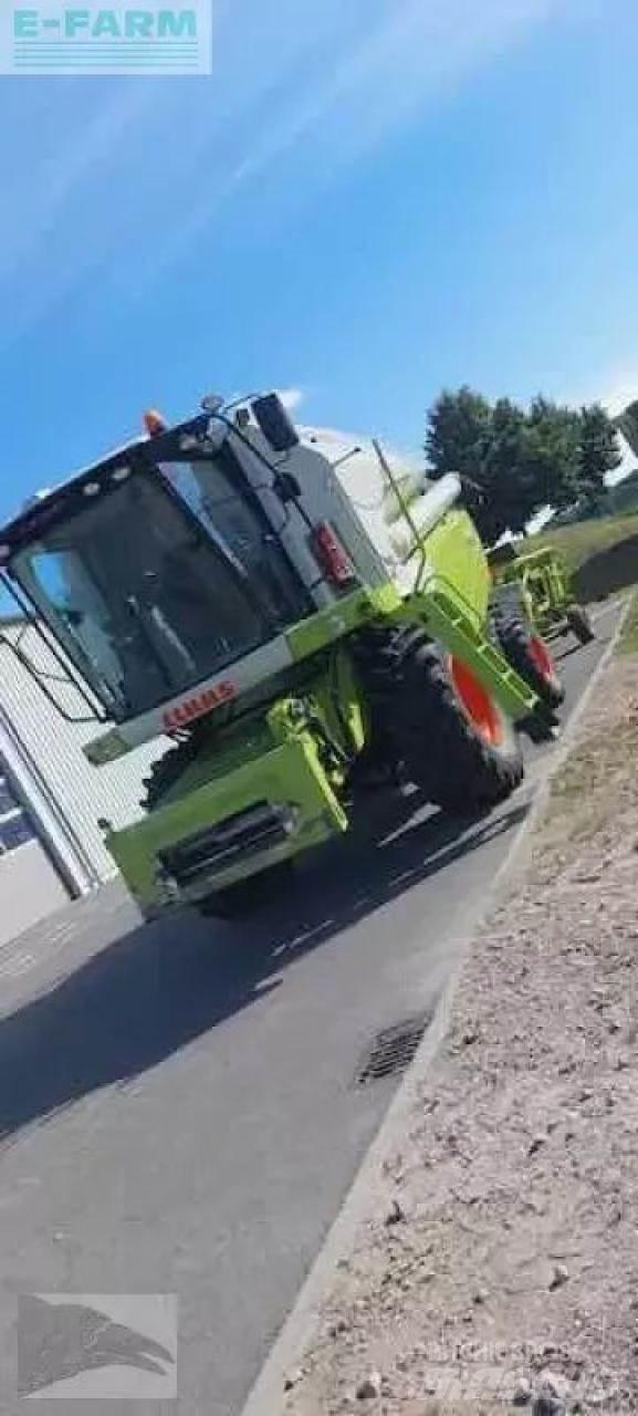 CLAAS tucano 430 Mähdrescher
