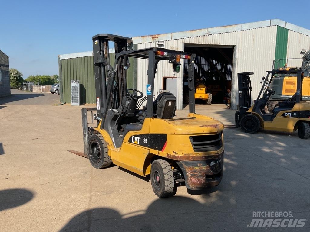 CAT DP35NT Dieselstapler