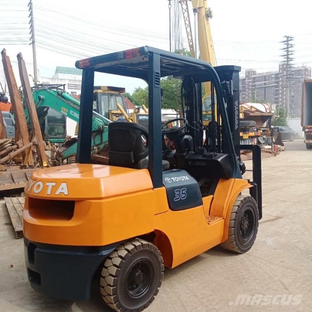 Toyota FD 35 Dieselstapler